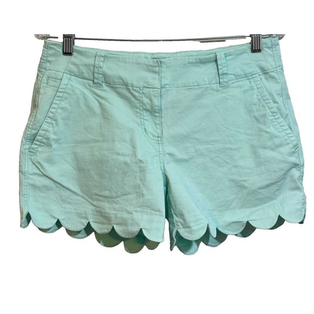 Vineyard Vine Scalloped Everyday Shorts Size 4 mint green